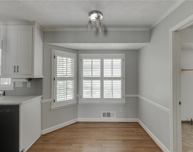 766 Chesterfield Drive - Photo Thumbnail 19