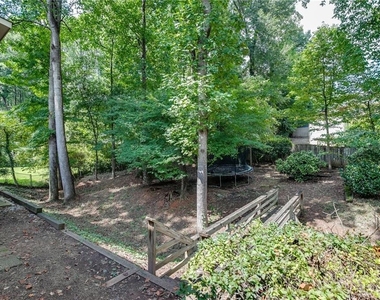 766 Chesterfield Drive - Photo Thumbnail 38