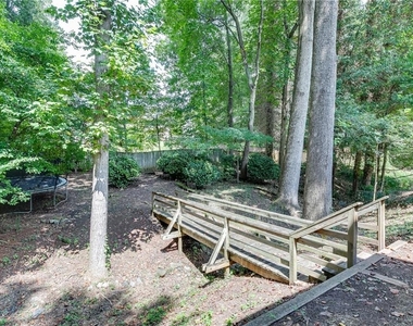 766 Chesterfield Drive - Photo Thumbnail 35