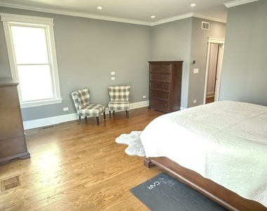 924 N Richmond Street - Photo Thumbnail 25