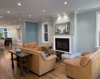 924 N Richmond Street - Photo Thumbnail 16