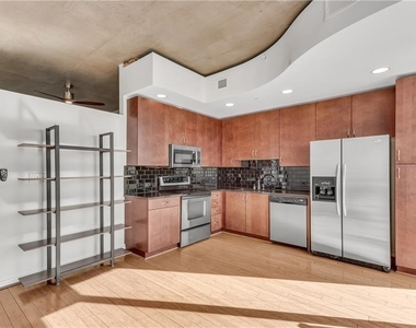860 Peachtree Street Ne - Photo Thumbnail 8