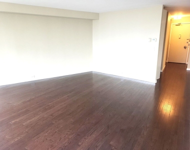 300 N State Street - Photo Thumbnail 13