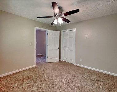 3940 Camrose Place - Photo Thumbnail 15