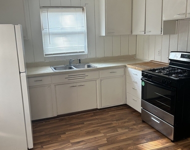 2415 Main Street - Photo Thumbnail 1