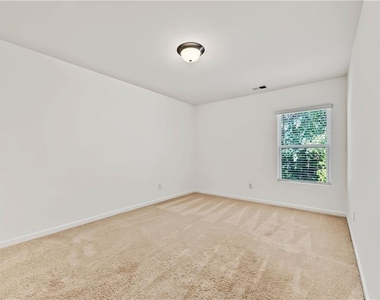 1365 Cooper Springs Rd - Photo Thumbnail 10