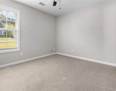 1587 Brush Creek Dr - Photo Thumbnail 23