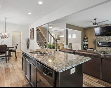 402 Hardy Ives Lane - Photo Thumbnail 1