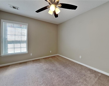 4174 Glenaire Way Nw - Photo Thumbnail 13