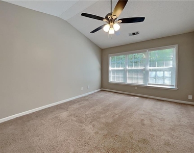 4174 Glenaire Way Nw - Photo Thumbnail 7