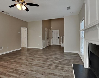 4174 Glenaire Way Nw - Photo Thumbnail 1