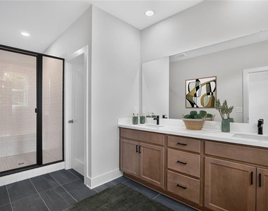 2324 Mockernut Trail Trail - Photo Thumbnail 16