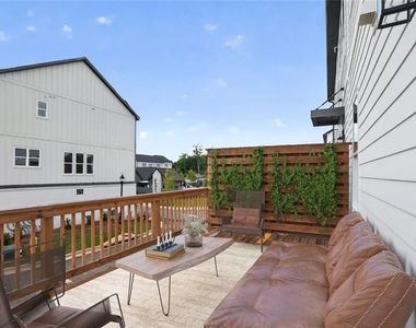 2324 Mockernut Trail Trail - Photo Thumbnail 13