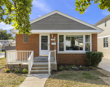 794 S Fairfield Avenue - Photo Thumbnail 1