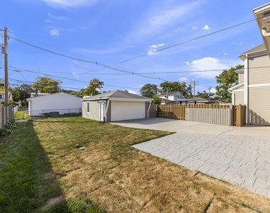 794 S Fairfield Avenue - Photo Thumbnail 17