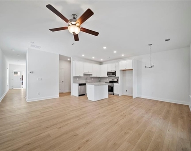 165 Mill Center Boulevard - Photo Thumbnail 8