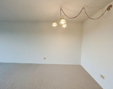 1 Bloomingdale Place - Photo Thumbnail 6