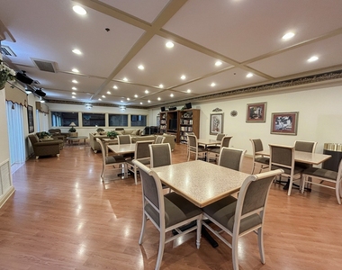 1 Bloomingdale Place - Photo Thumbnail 29
