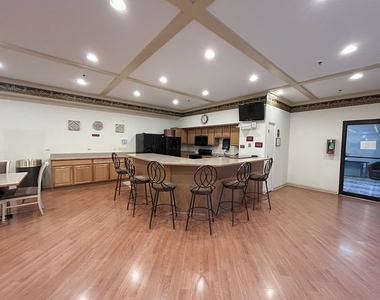 1 Bloomingdale Place - Photo Thumbnail 28