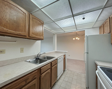 1 Bloomingdale Place - Photo Thumbnail 7
