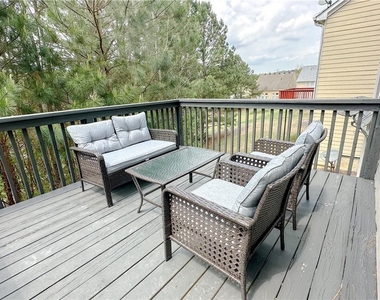 2206 Worrall Hill Drive - Photo Thumbnail 11