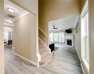 2206 Worrall Hill Drive - Photo Thumbnail 30