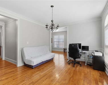 5161 Monitor Lane - Photo Thumbnail 10