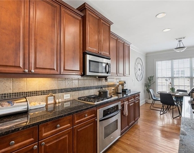 5161 Monitor Lane - Photo Thumbnail 6
