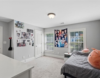 5161 Monitor Lane - Photo Thumbnail 17