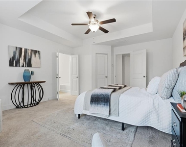 5768 Calle Vista Drive - Photo Thumbnail 11