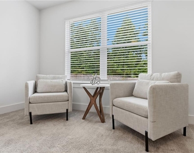 5768 Calle Vista Drive - Photo Thumbnail 17