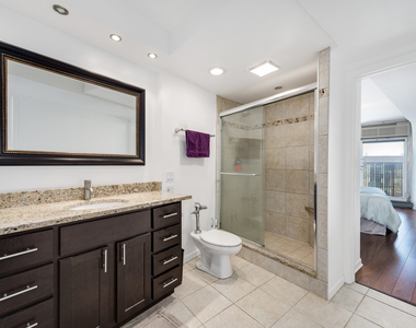 300 N State Street - Photo Thumbnail 13