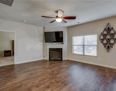 2436 Foxy Drive - Photo Thumbnail 12