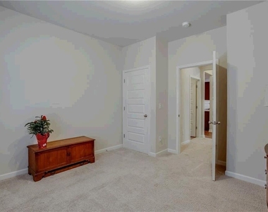 2436 Foxy Drive - Photo Thumbnail 23