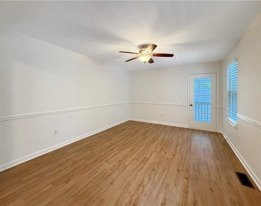 2899 Cardinal Trace - Photo Thumbnail 8