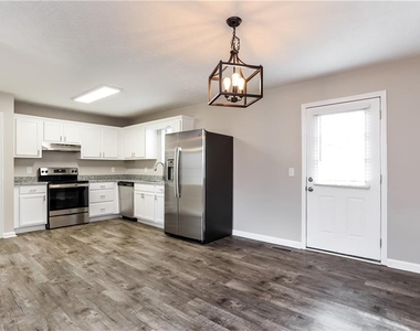 3685 N Melissa Lane - Photo Thumbnail 2