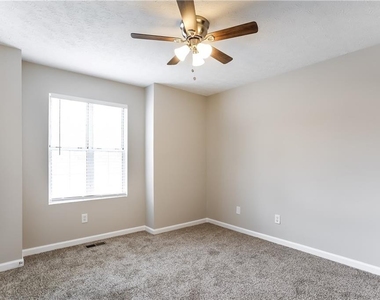 3685 N Melissa Lane - Photo Thumbnail 10