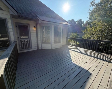 1970 Wynfield Point Drive - Photo Thumbnail 28