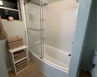 104 Turtle Court - Photo Thumbnail 34