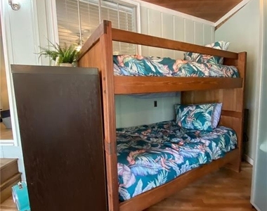 104 Turtle Court - Photo Thumbnail 42
