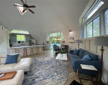 104 Turtle Court - Photo Thumbnail 5
