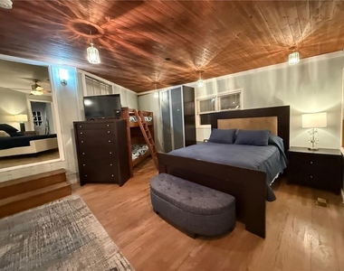 104 Turtle Court - Photo Thumbnail 41