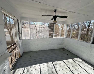 109 South Street - Photo Thumbnail 3
