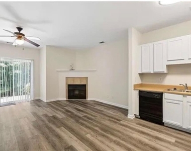 585 Mcwilliams Road Se - Photo Thumbnail 2