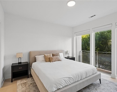 775 Juniper Street Ne - Photo Thumbnail 11