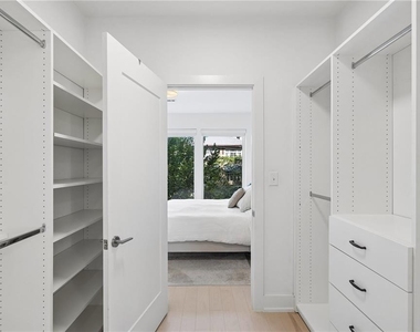 775 Juniper Street Ne - Photo Thumbnail 9