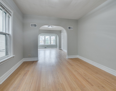 6228 W Berenice Avenue - Photo Thumbnail 8