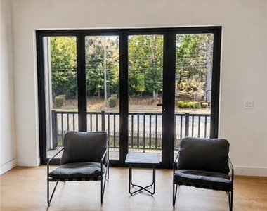 3563 Chelsea Falls Way - Photo Thumbnail 4