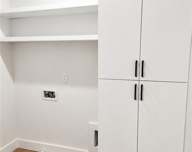3563 Chelsea Falls Way - Photo Thumbnail 11
