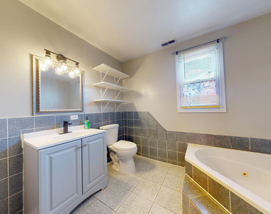 5242 W Roscoe Street - Photo Thumbnail 7